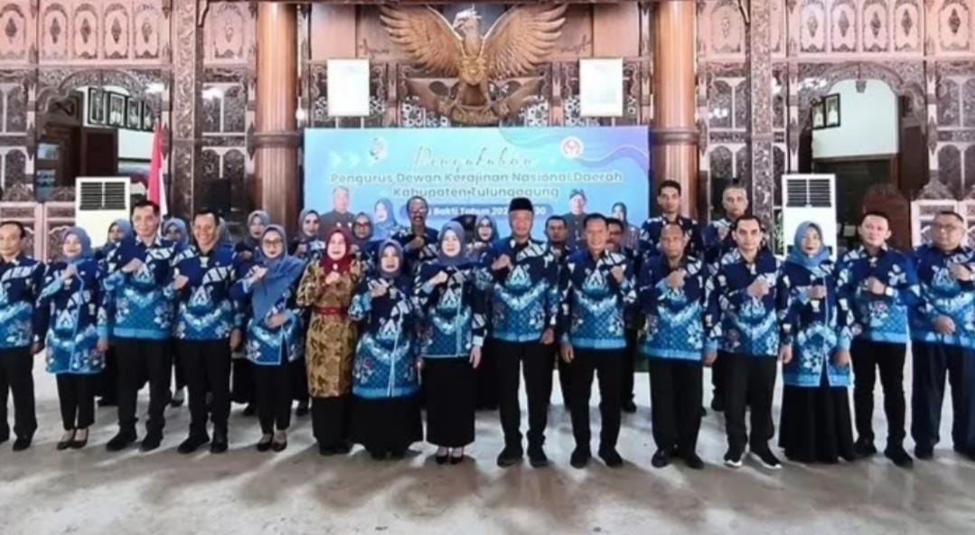 Bupati Tulungagung Kukuhkan pengurus Dewan Kerajinan Nasional Daerah (Dekranasda) Kabupaten Tulungag