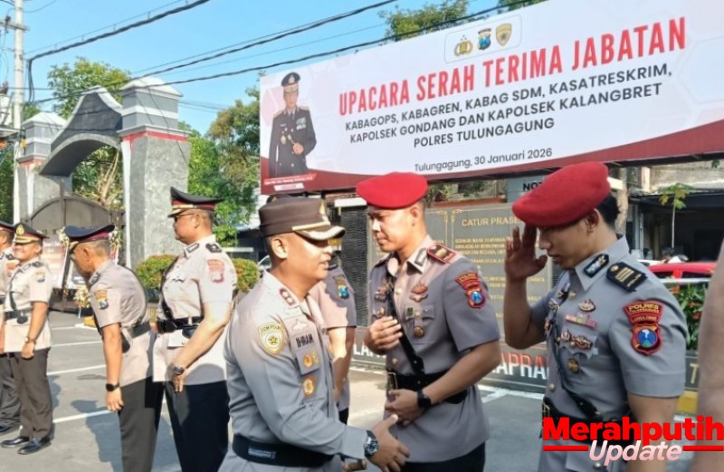 Penyegaran Organisasi, Kapolres Tulungagung Lantik Sejumlah PJU dan Kapolsek Baru
