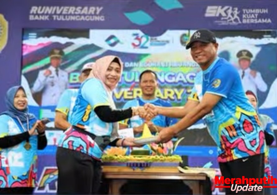 Rayakan HUT ke-32, BPR Tulungagung Gelar Fun Run 5K: Bupati Gatut Sunu Dorong Penguatan UMKM